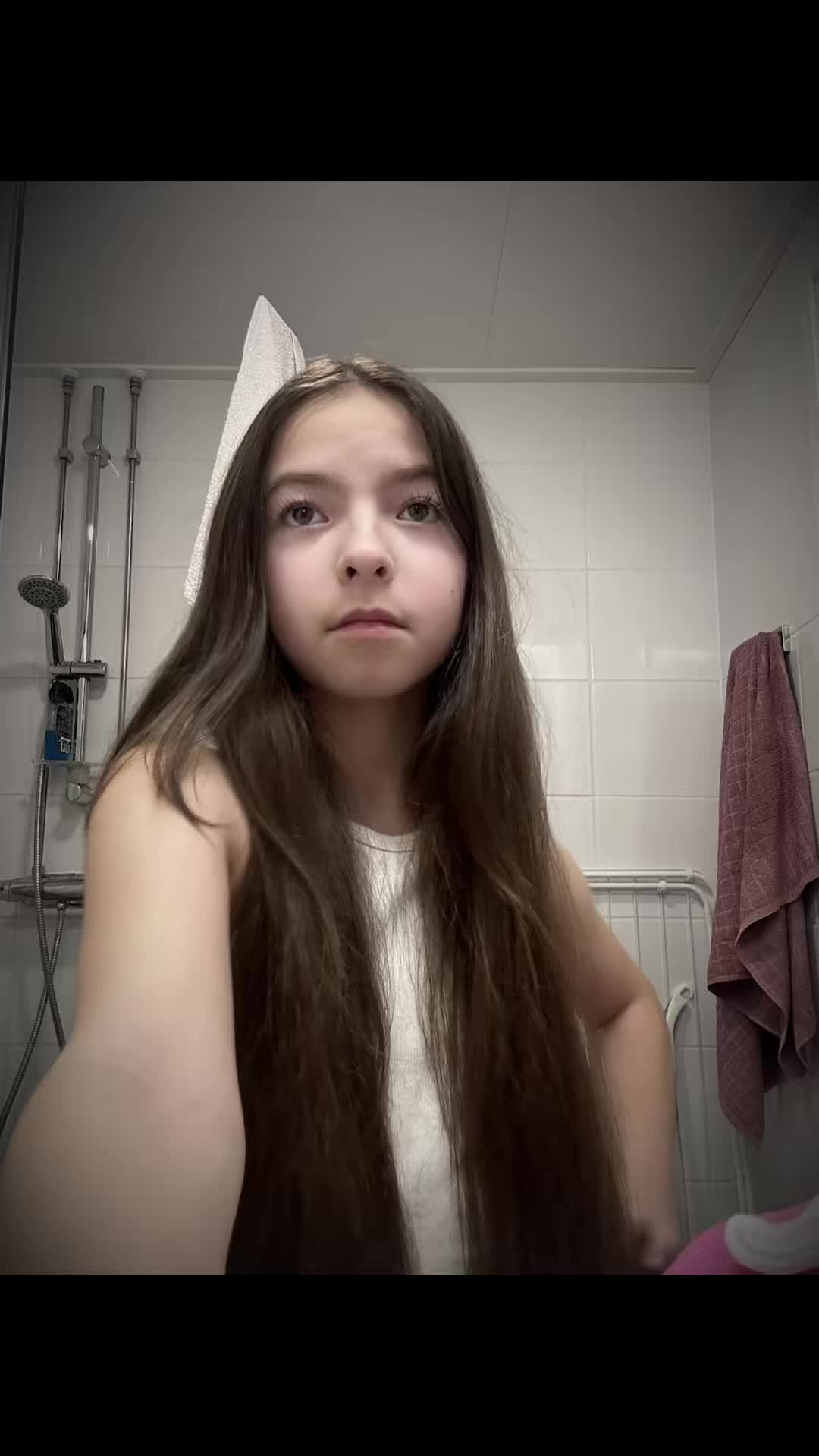 @inst:Mrs_Smith_Daria