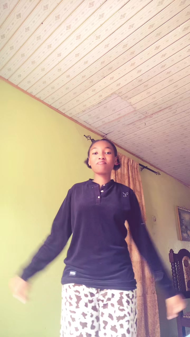 @Maيraa💋