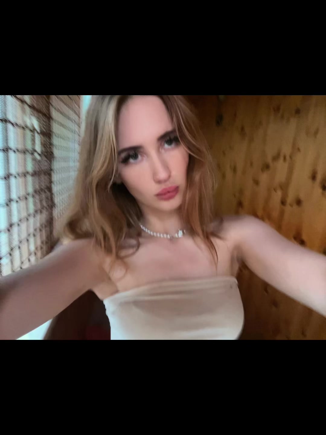 @каэтана