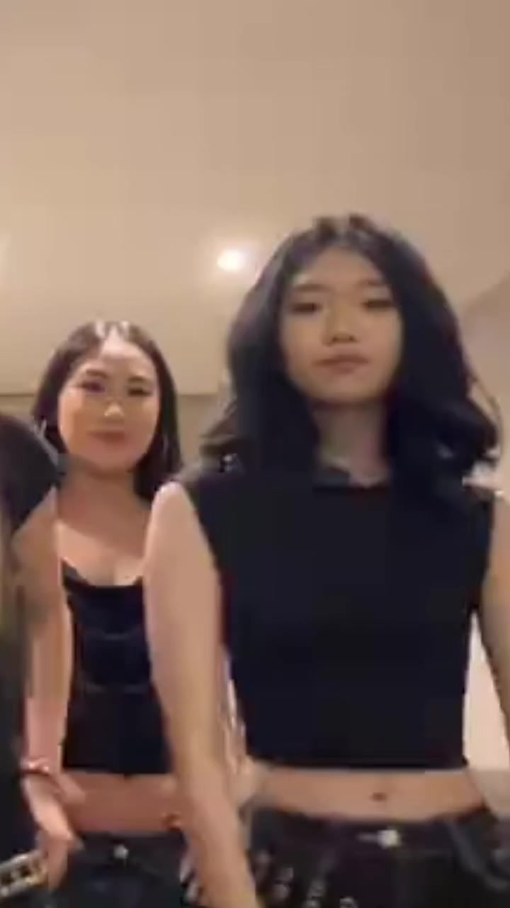 @🐻