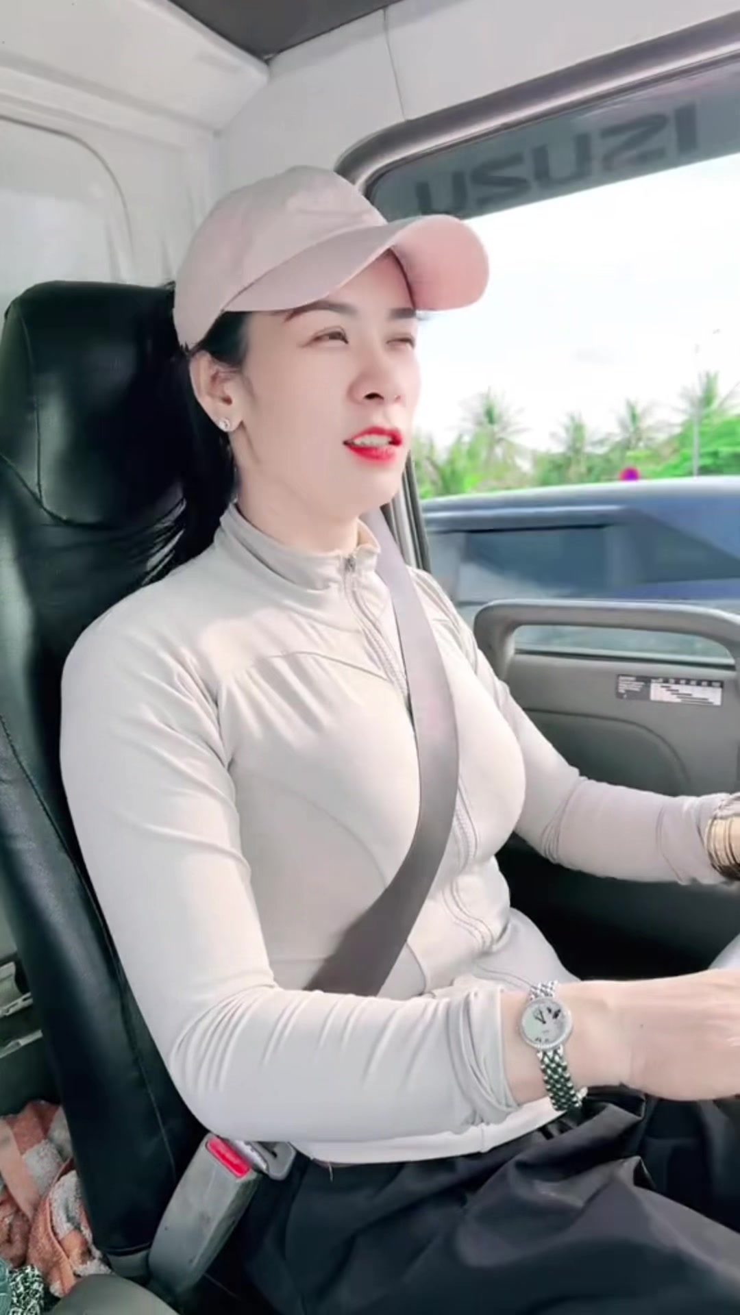 @Bàn tay nhỏ 63B3