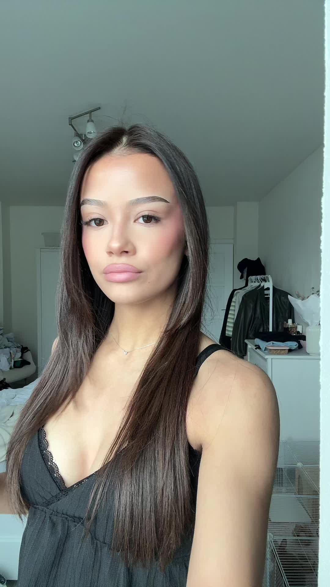 @vanessa_nguyenova