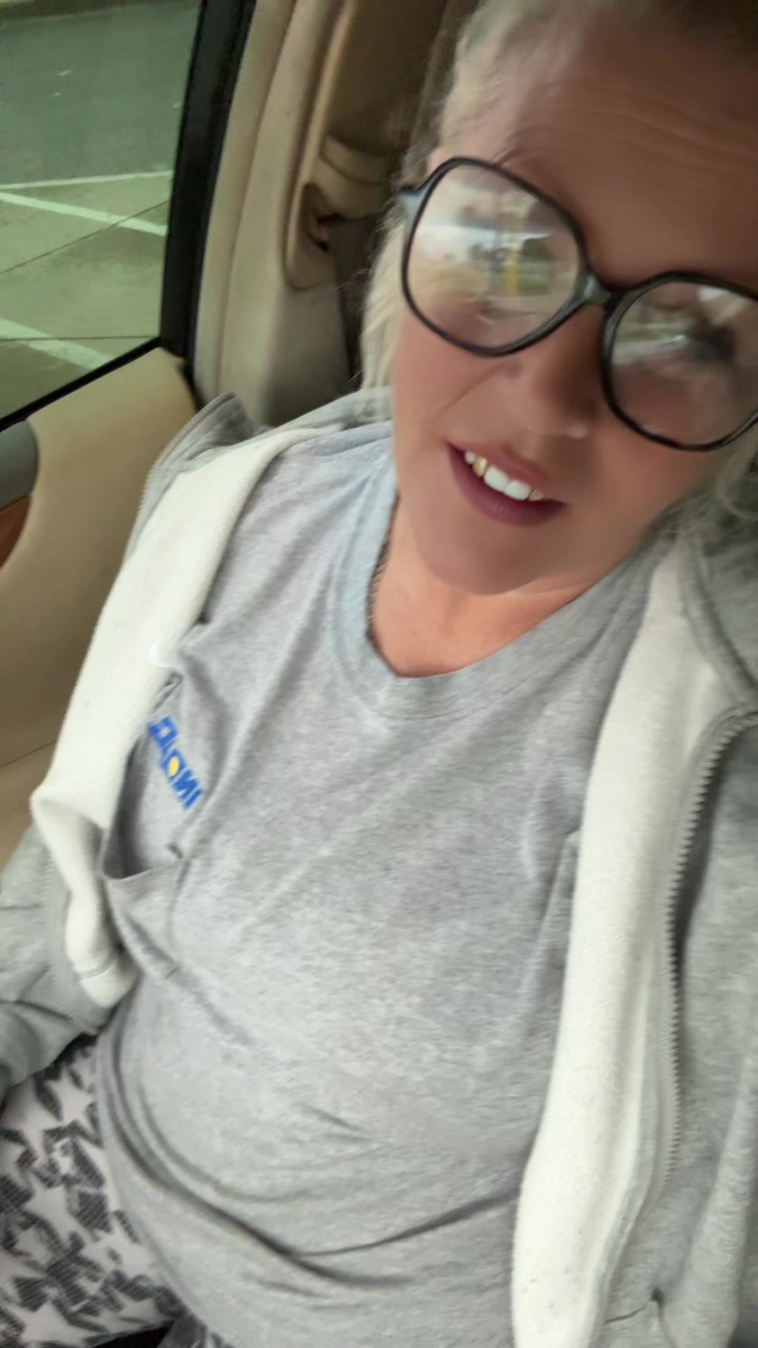 @FirsstLady