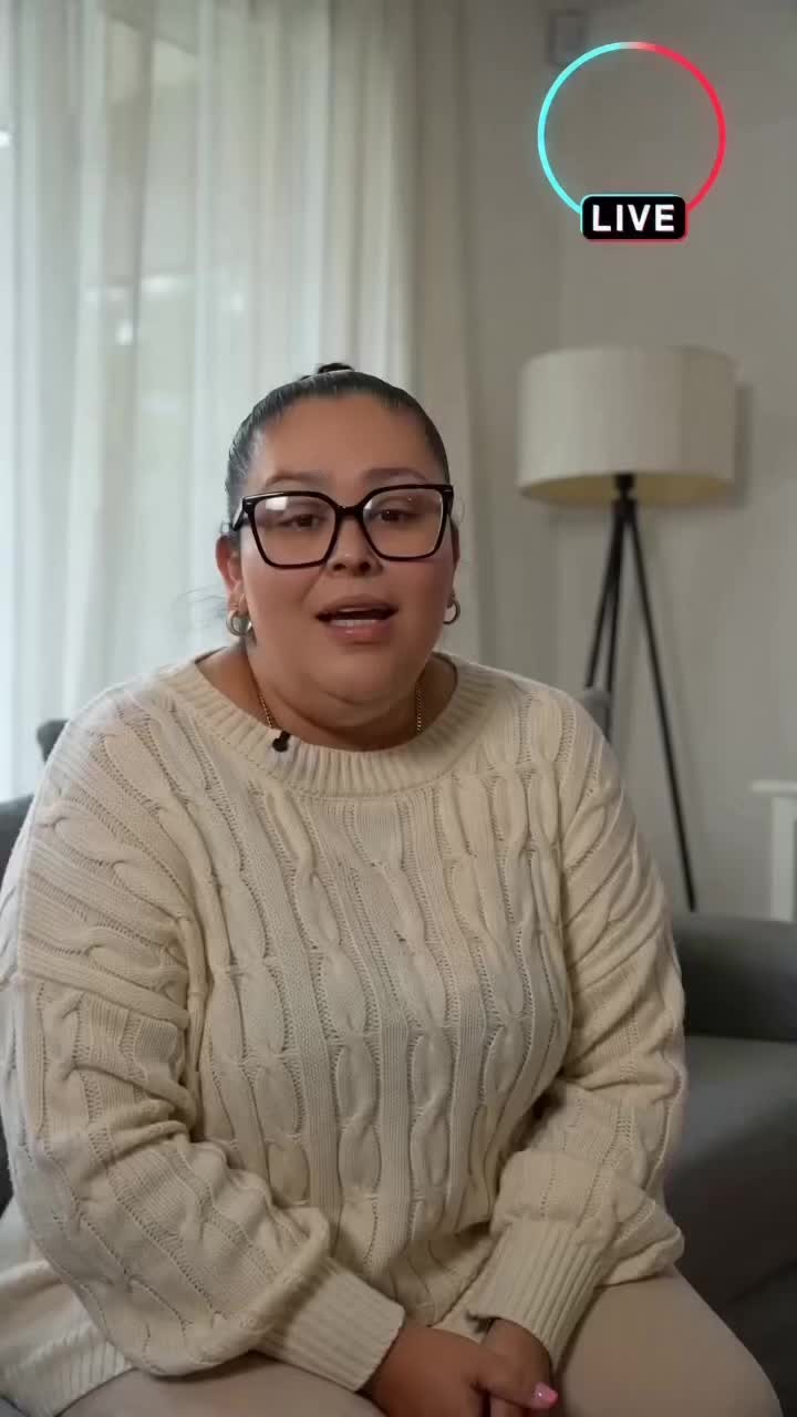 @Yuri L&aacute;zaro