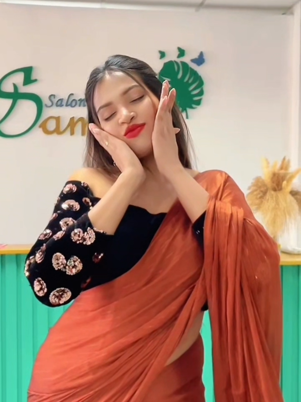 @Sew🌹