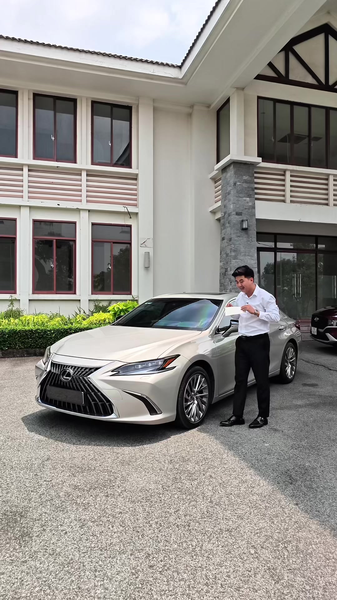@TÂN XE LƯỚT