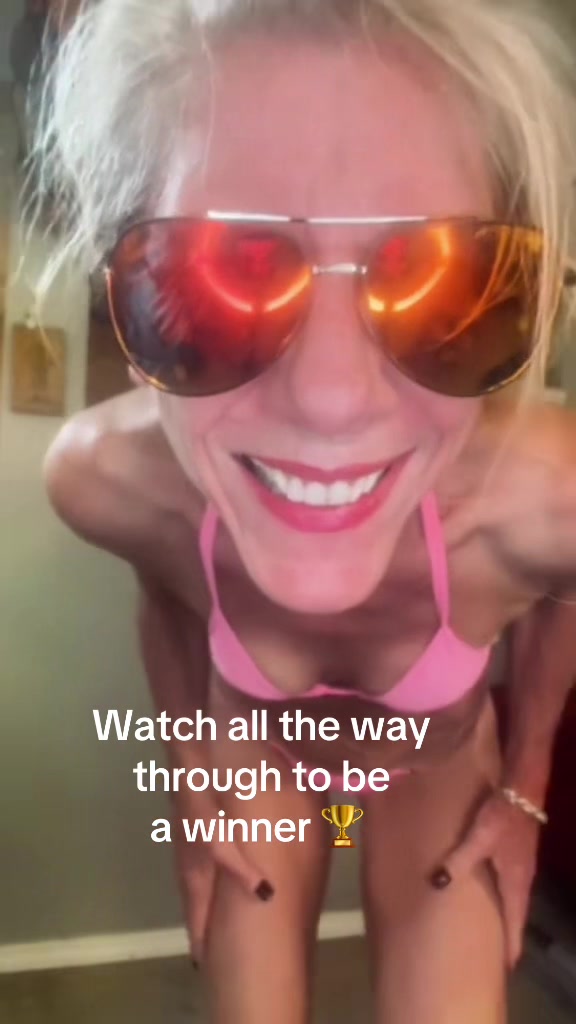 @Lily Monroe