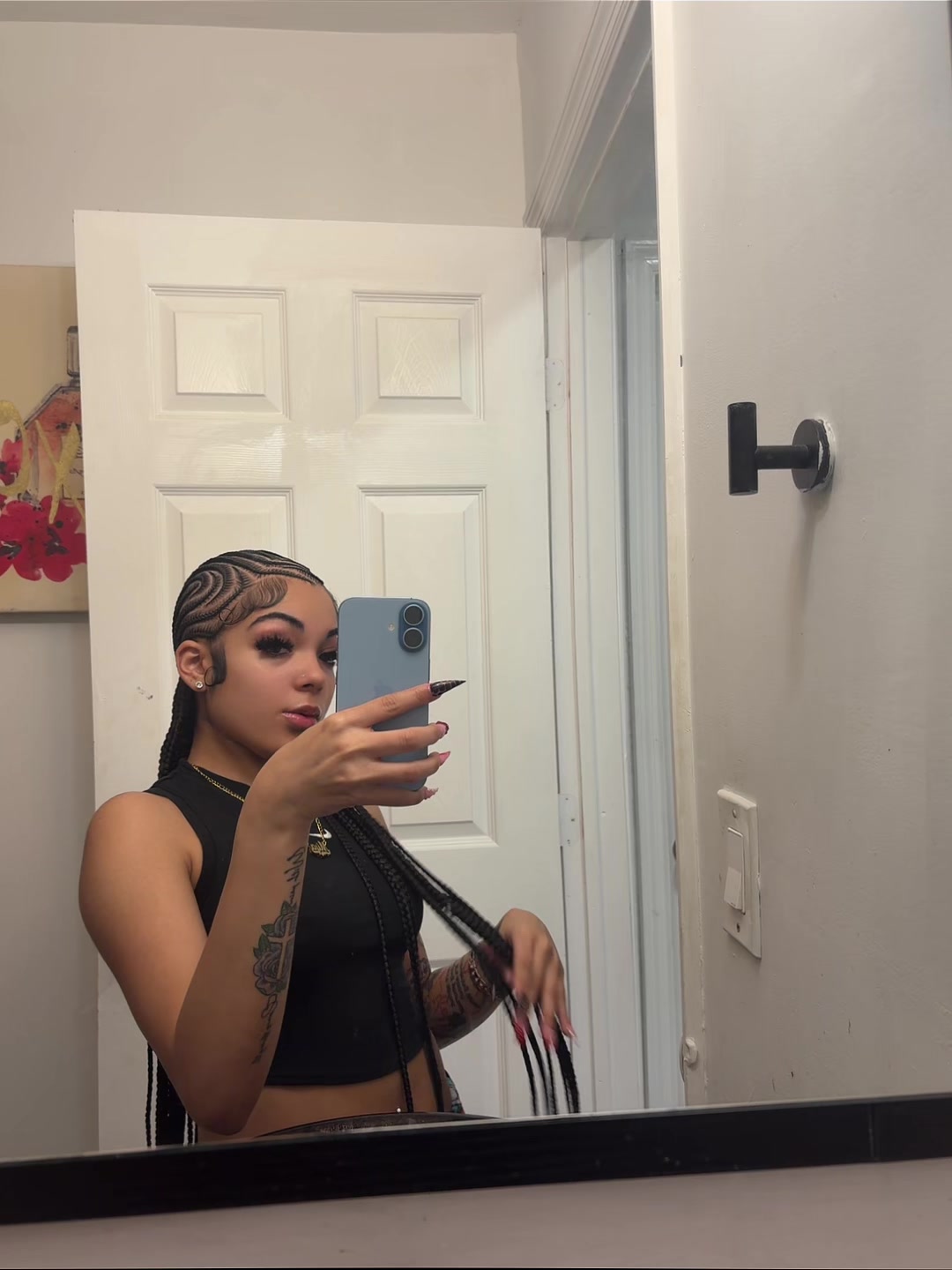 @mya
