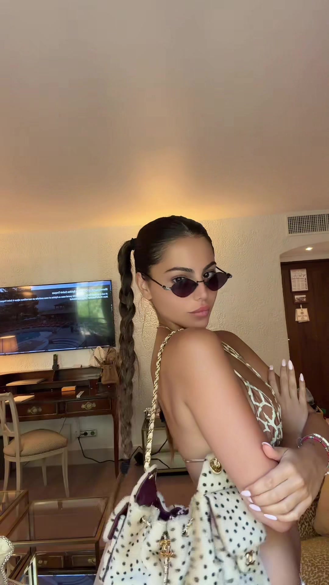 @Stella