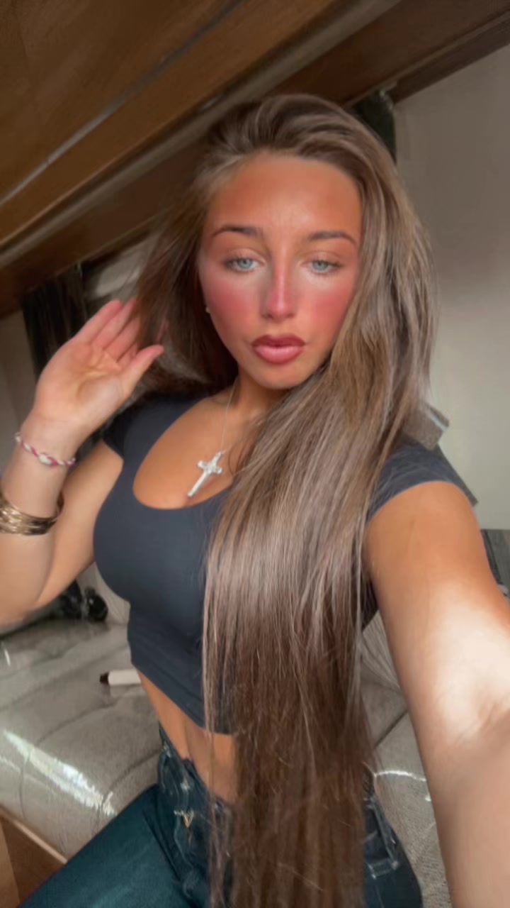 @shakira_doherty_