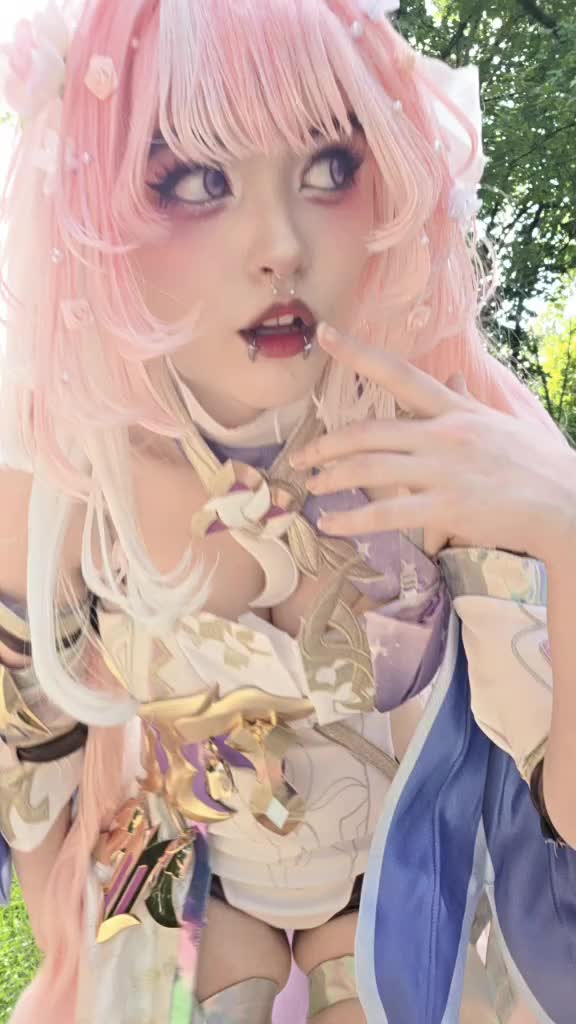 @Trashshark_cosplay 🔜 Awa