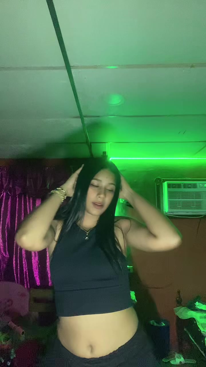 @More🖤_18