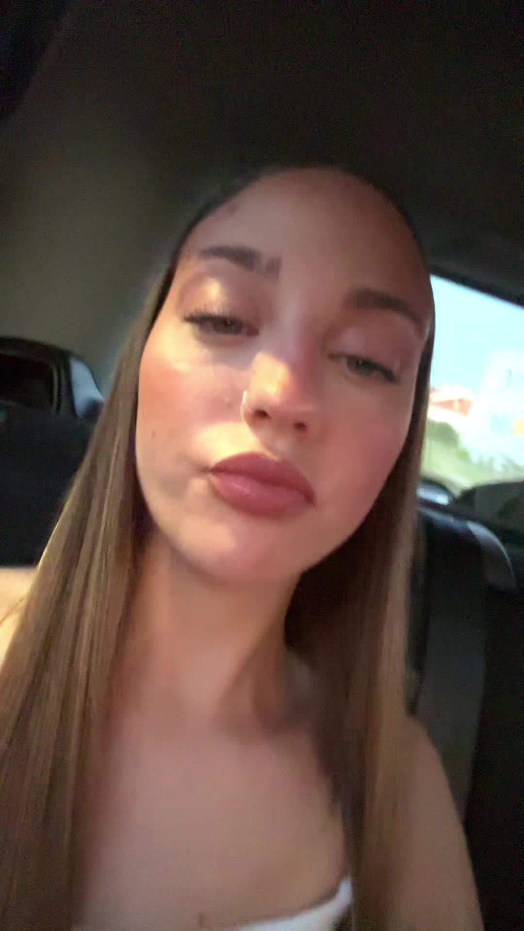 @_rachelecosta_
