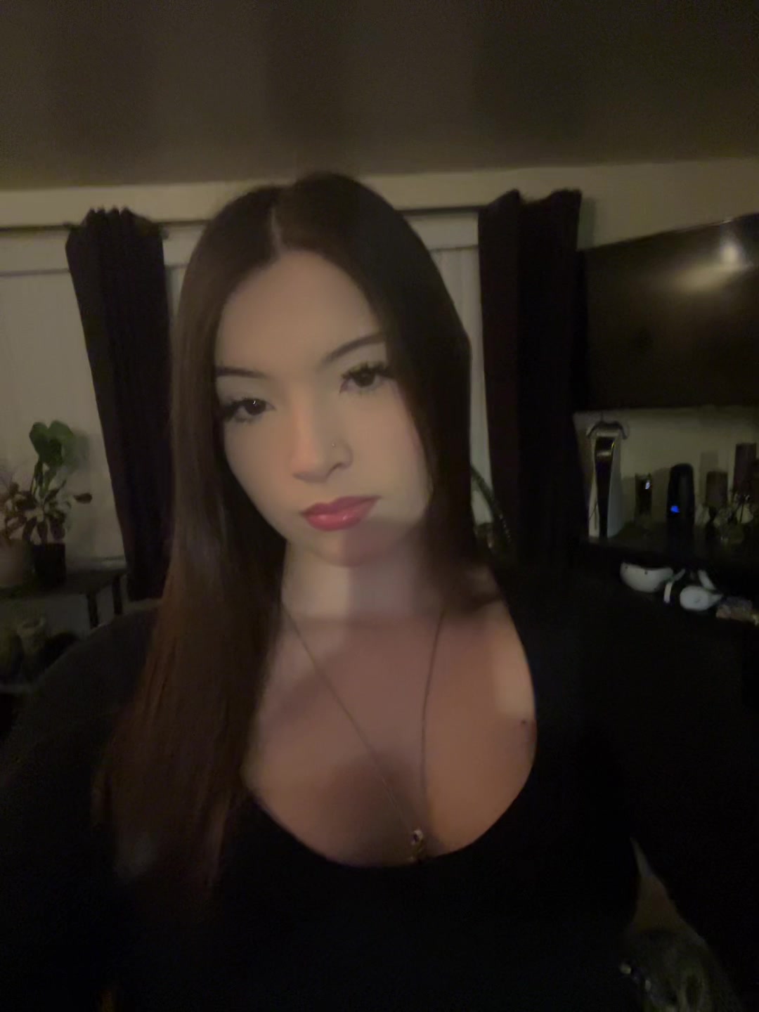 @𝒜𝓁𝑒𝓍𝒾𝓈