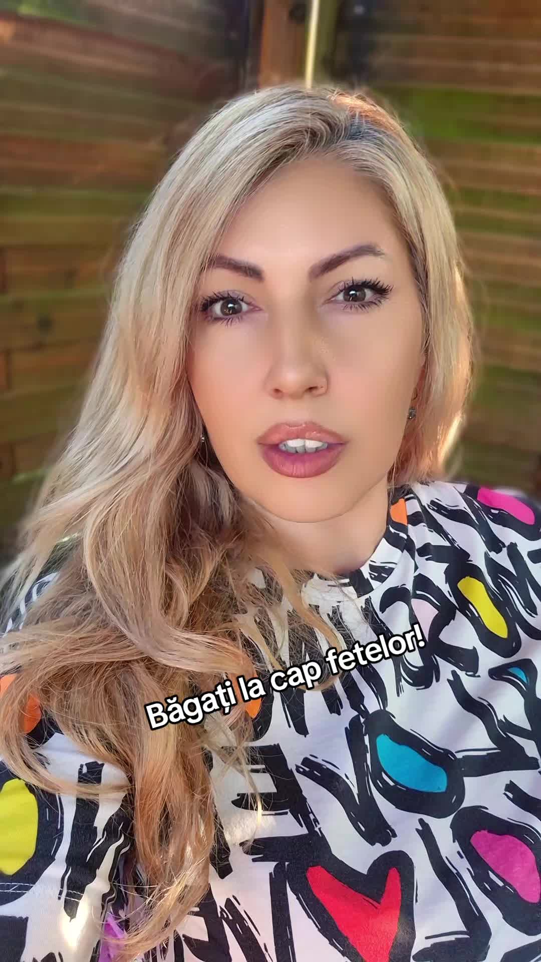 @👑❝𝓠𝓾𝓮𝓮𝓷 ❞👑