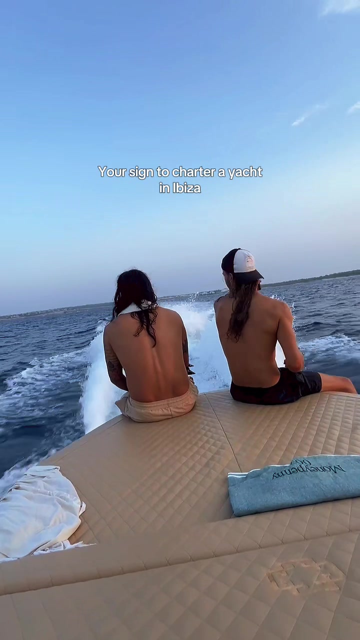 @extraibiza