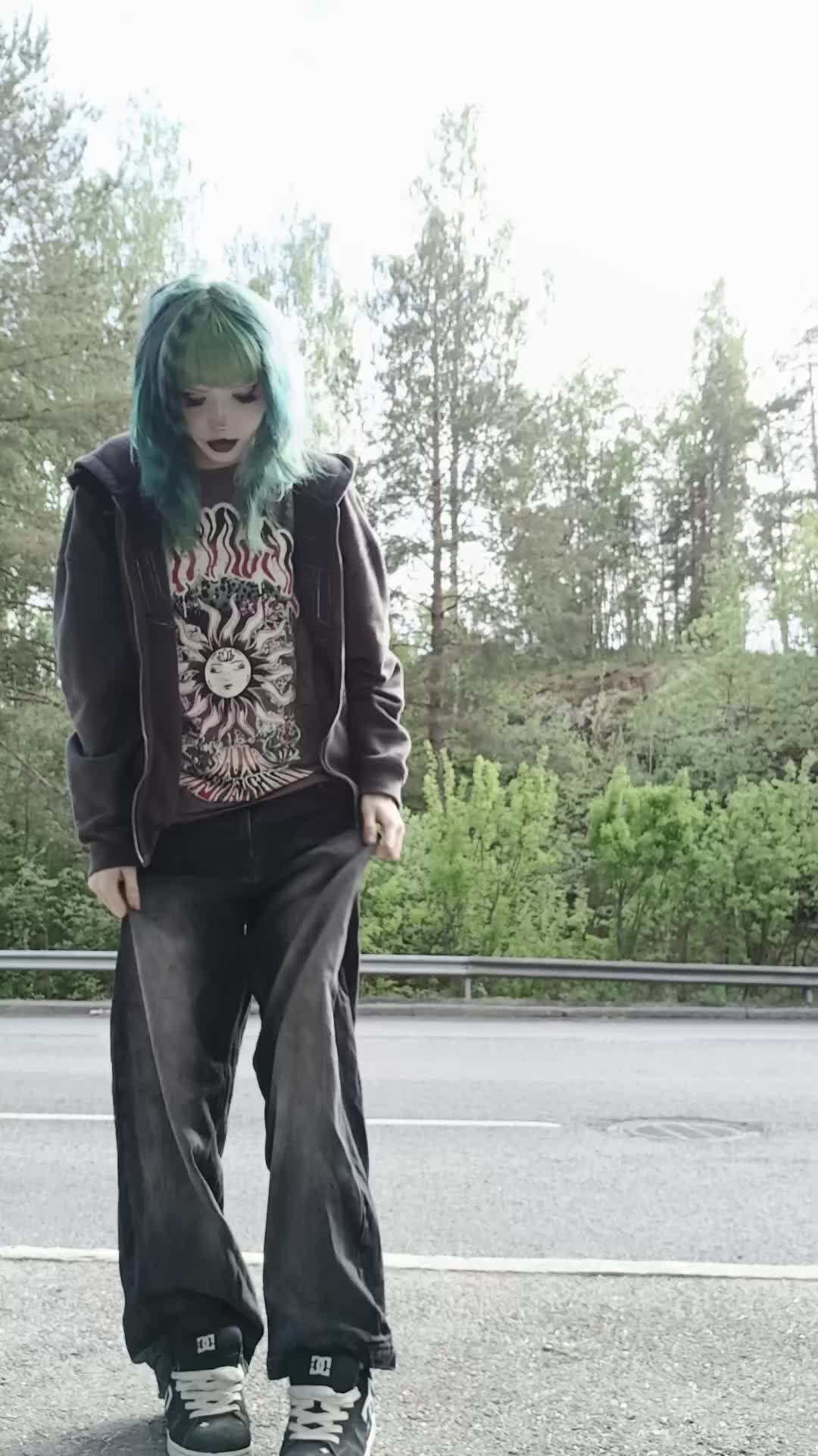 @🦇eronica
