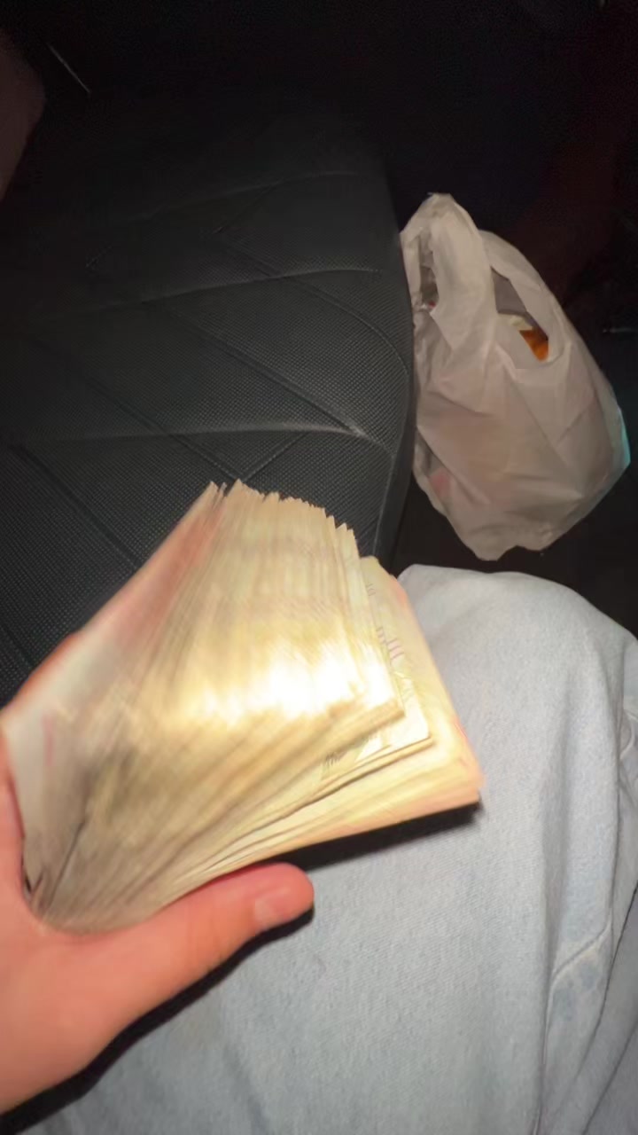 @R7