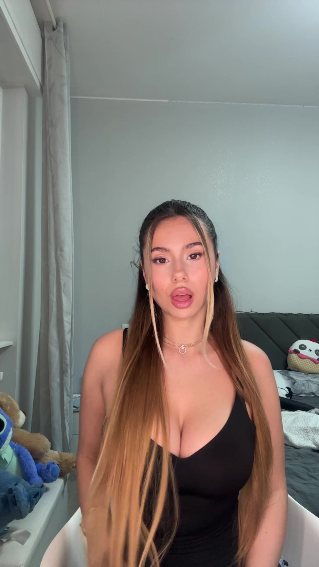 @Melania