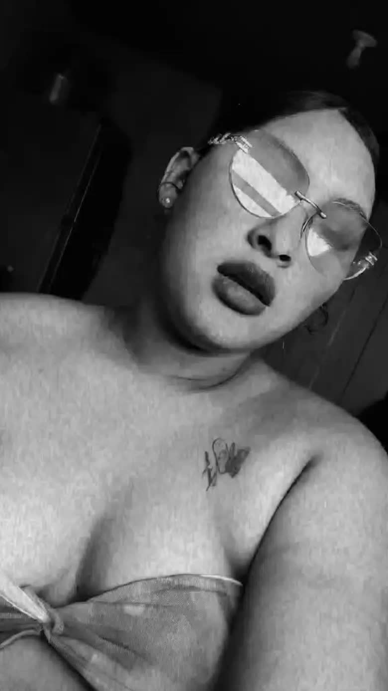 @Yoli❤️&zwj;🩹