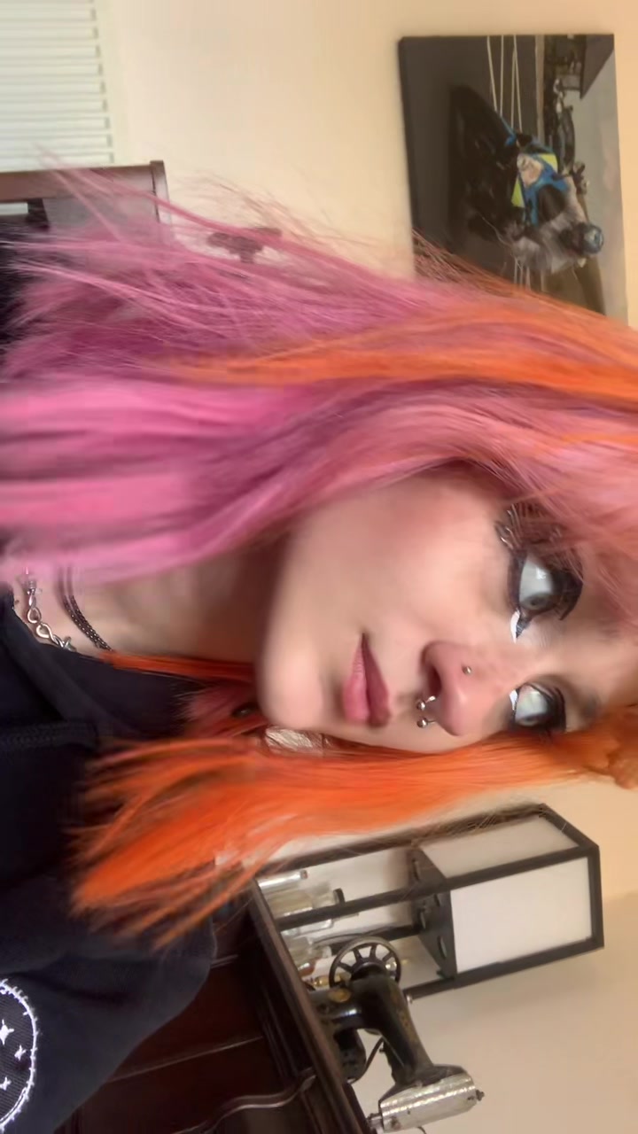 @‘That Pink Haired Girl’