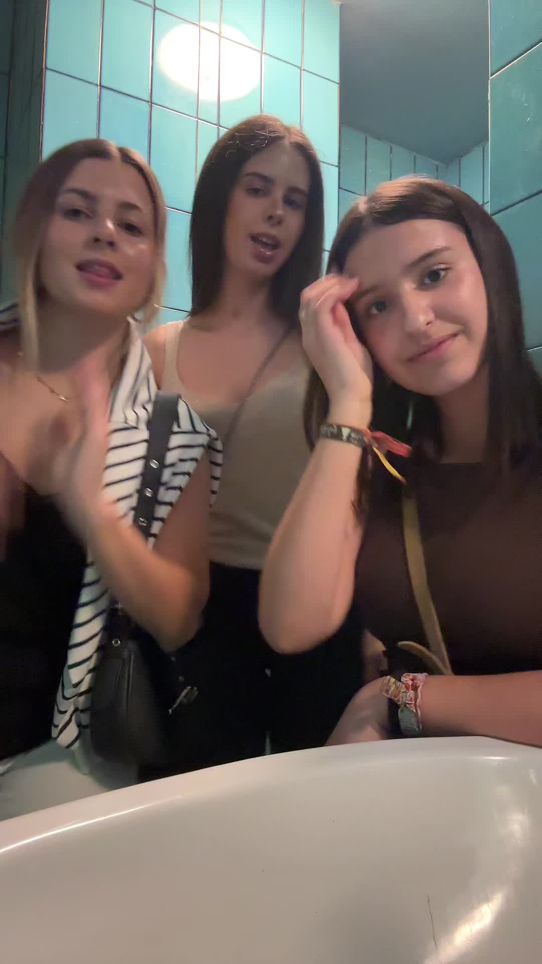 @jaja