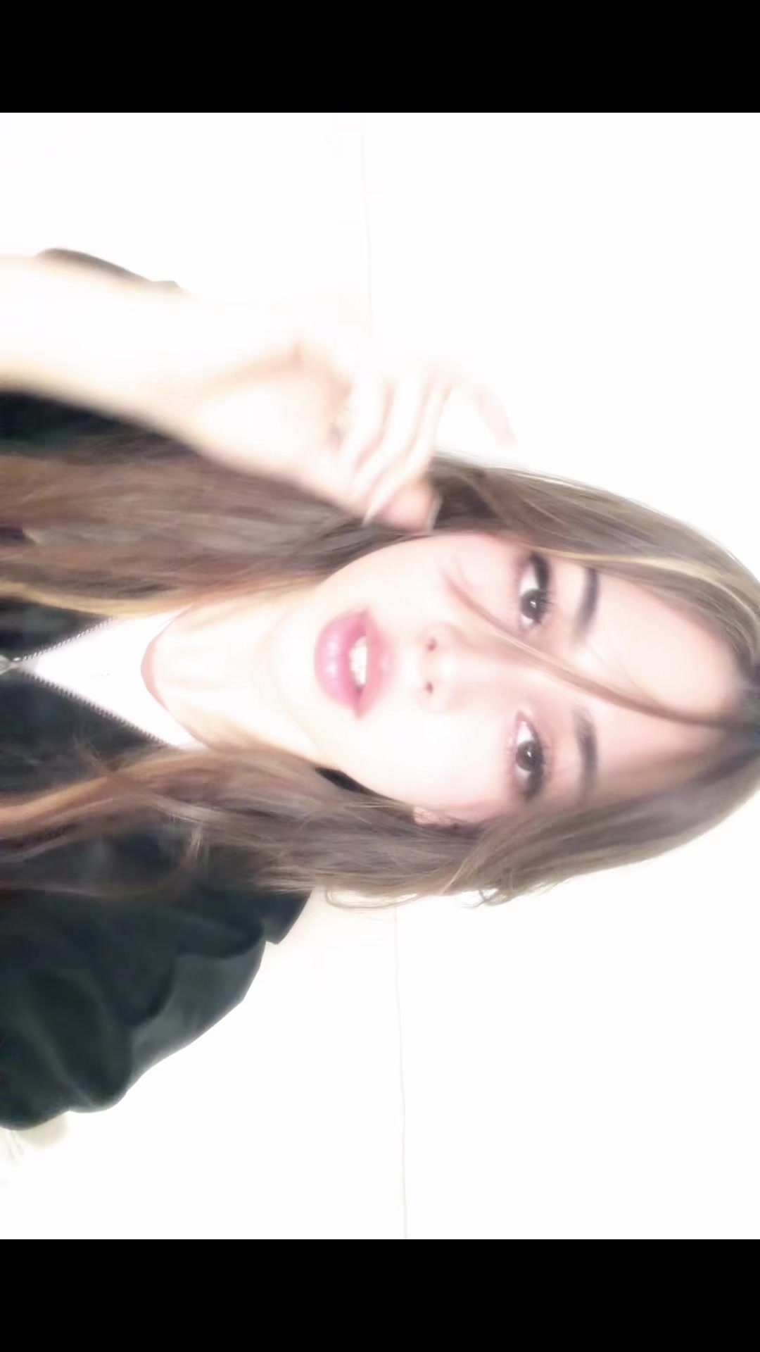 @Alissa_D