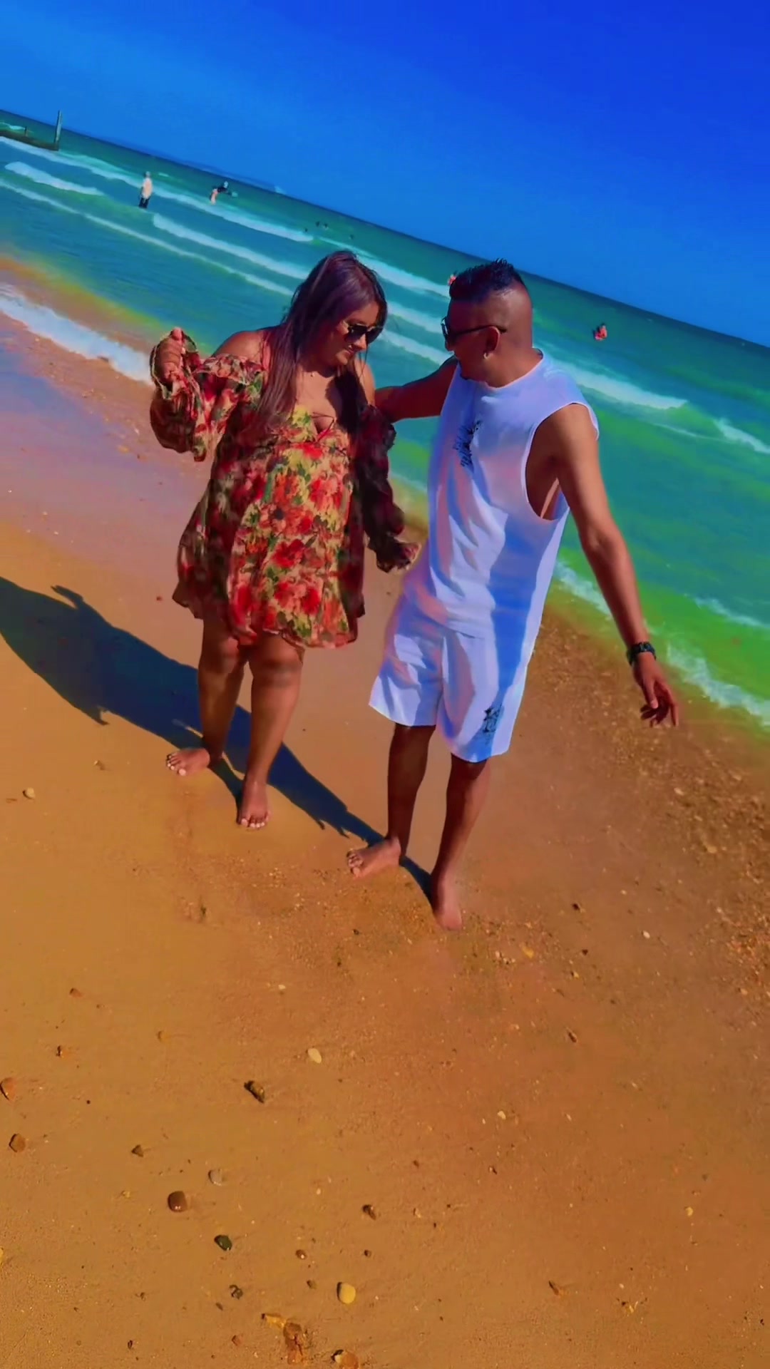 @M a d h v i 🇲🇺