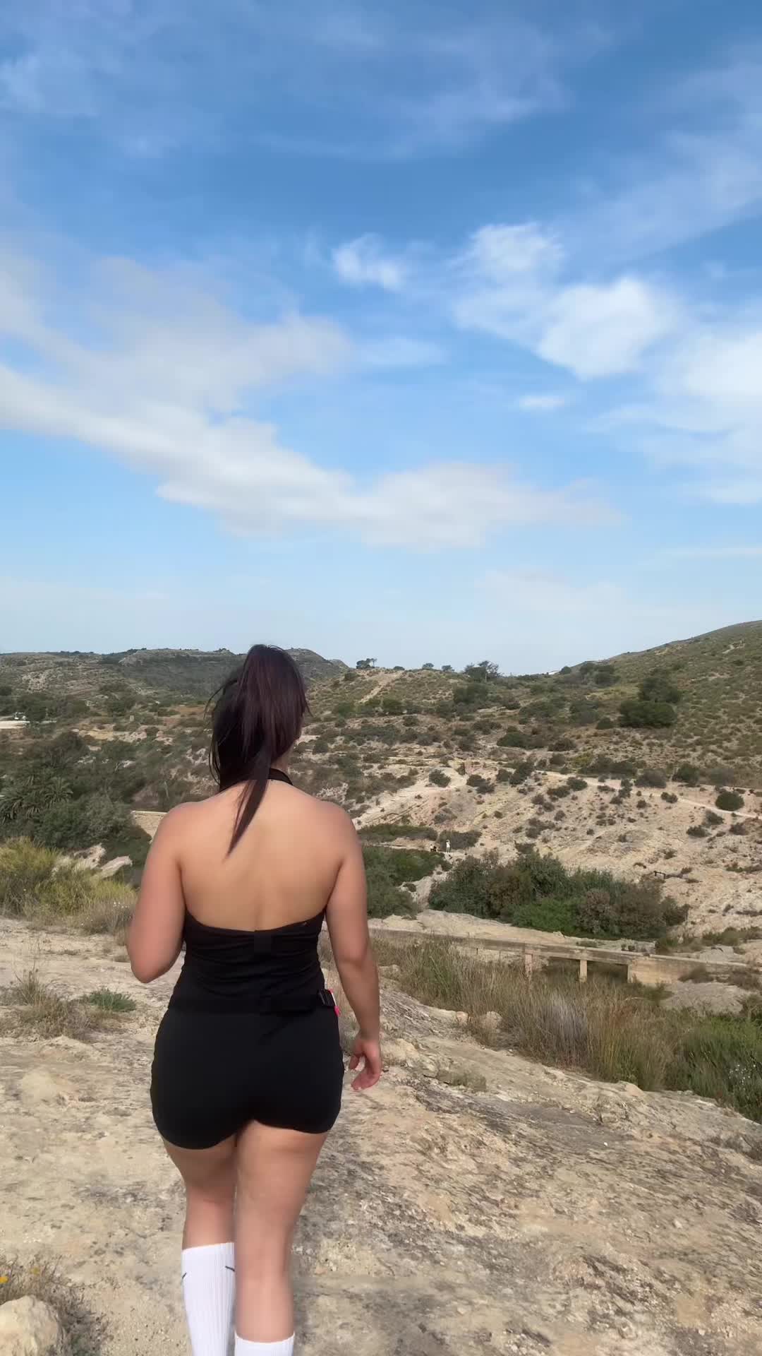 @Aouatif