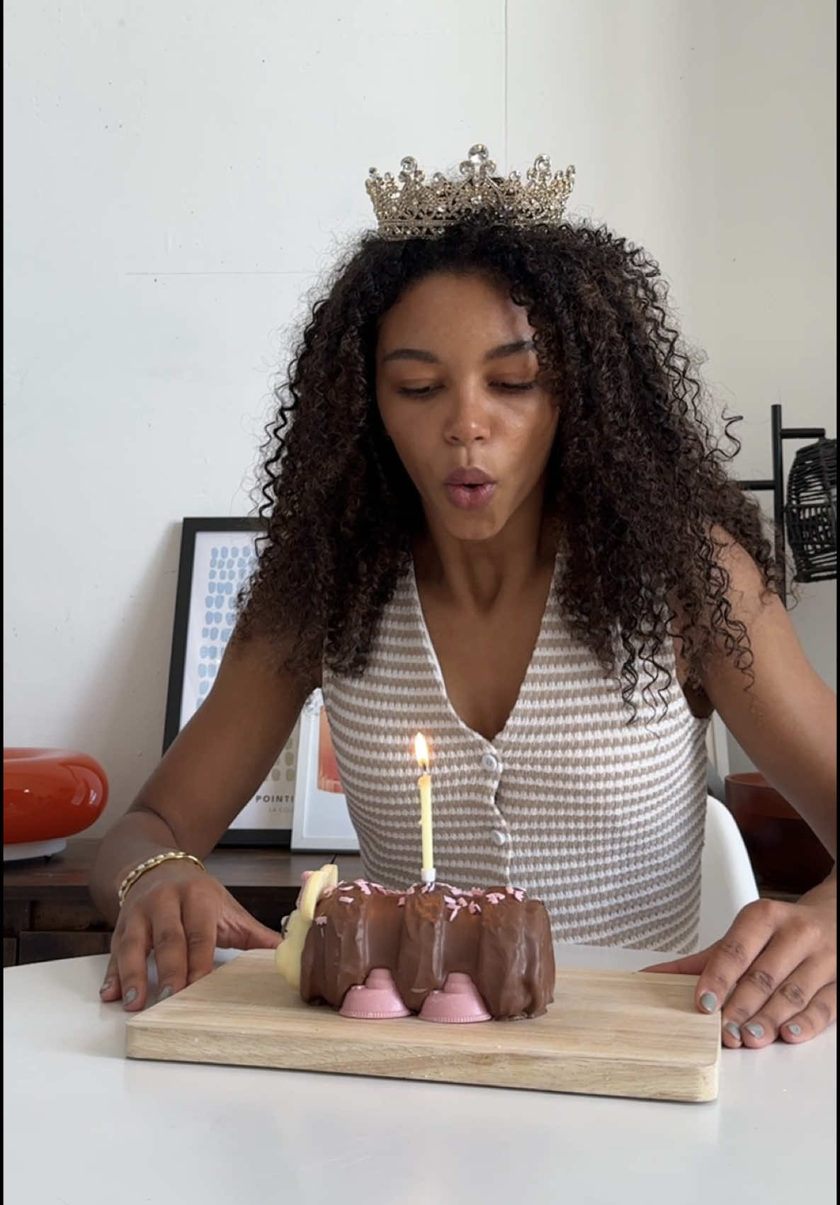 @British Gossip Girl