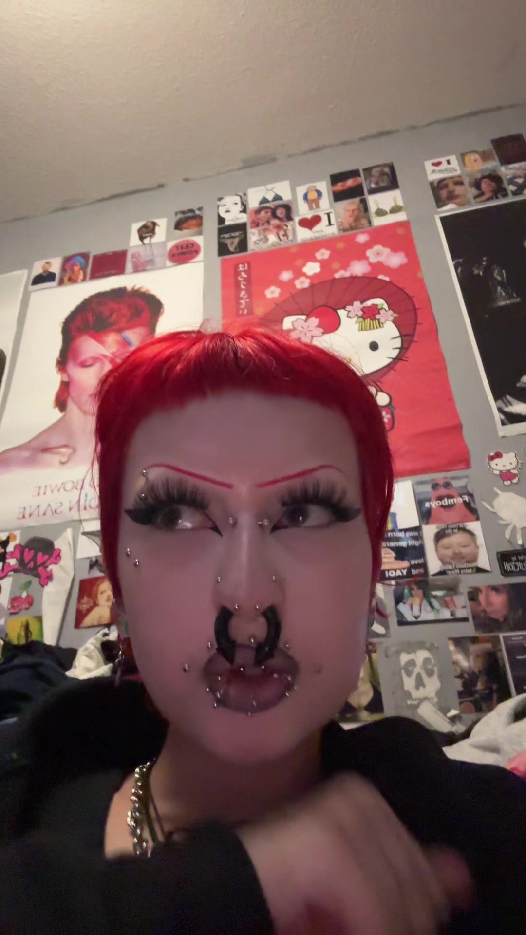 @☢︎