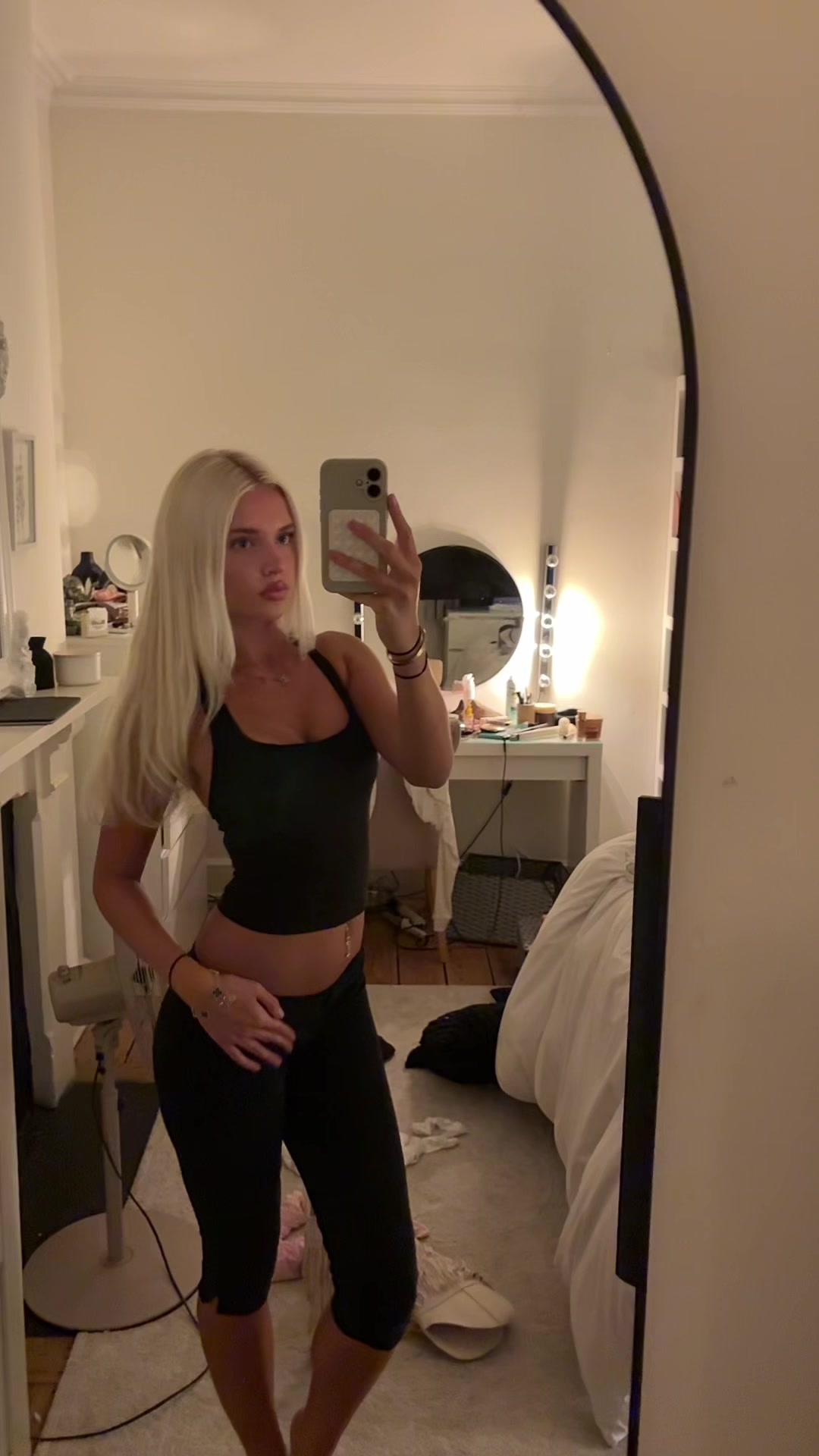 @Sophia