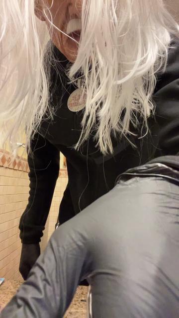 @Money_dk4