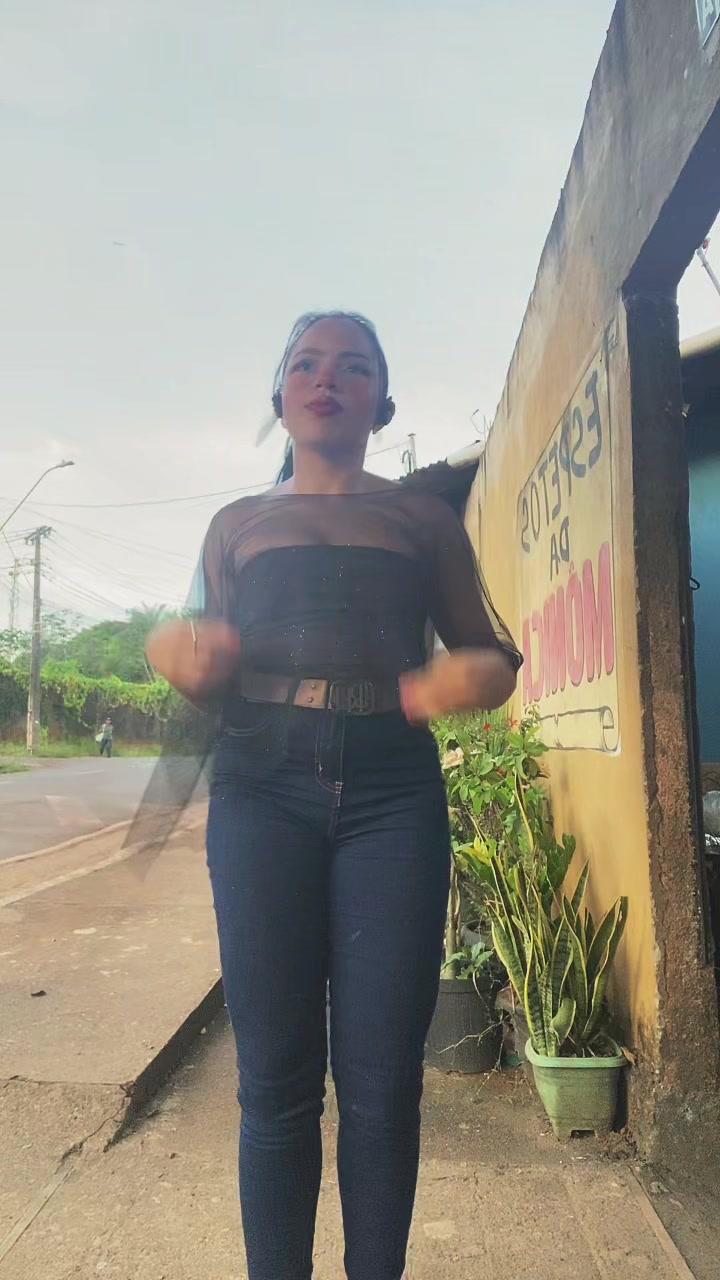 @Monica_shooow