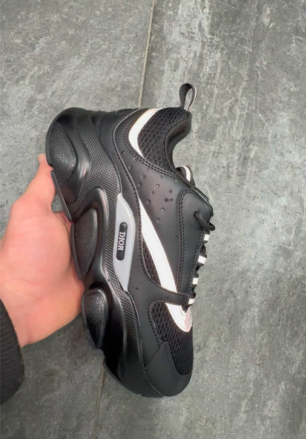 @erkicks.al