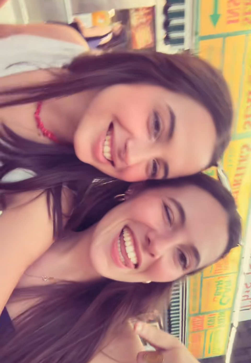 @Mar&iacute;a Campos