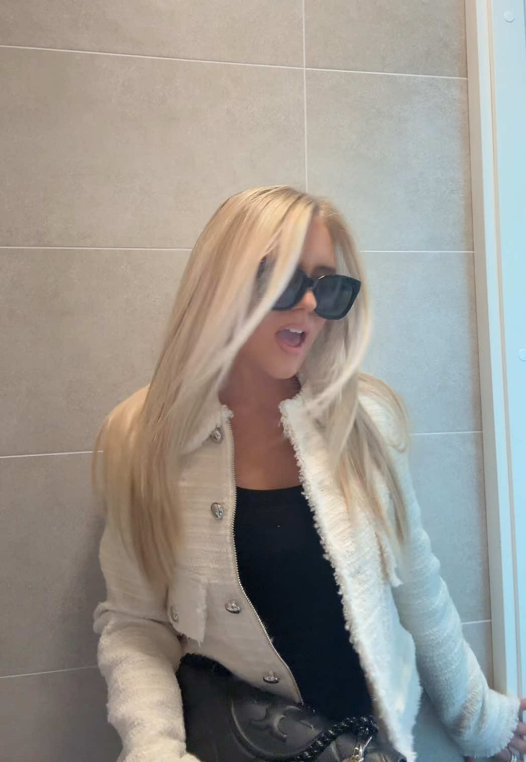 @ellenlumikaneli