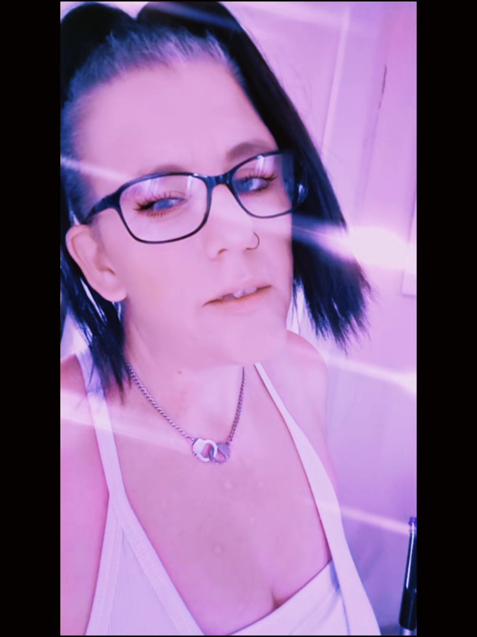 @GothicQueen 👑🖤✨️