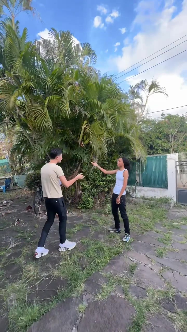 @𝑹.𝑰