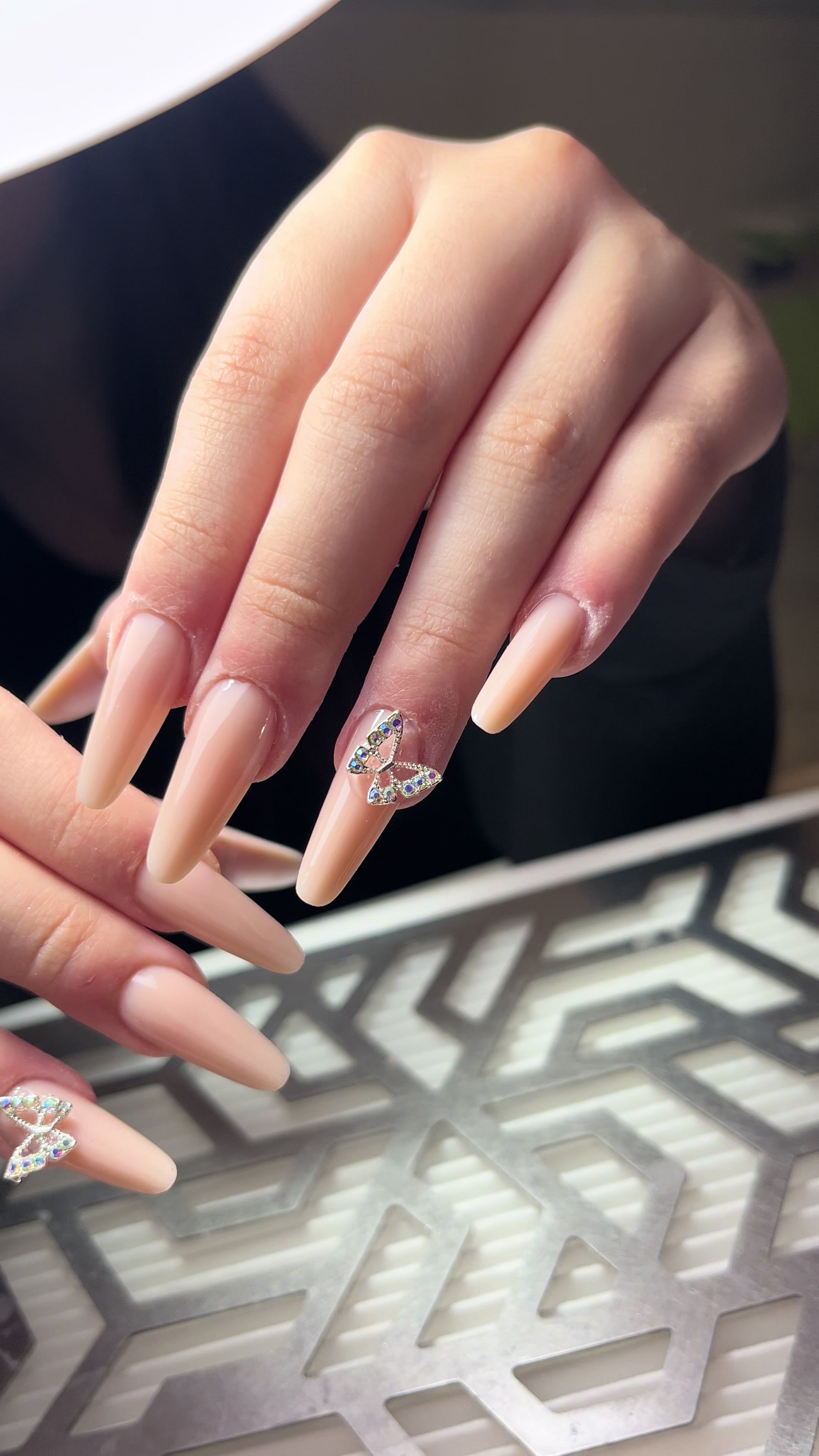 @The nails of Sha