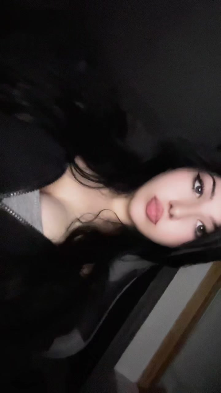 @𝕮𝖍𝖆𝖗𝖑𝖔𝖙𝖙𝖊 𝖃