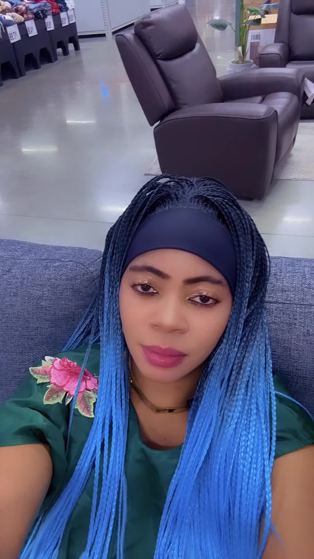 @Queen Shami 🇨🇩🇺🇬🇺🇸💪