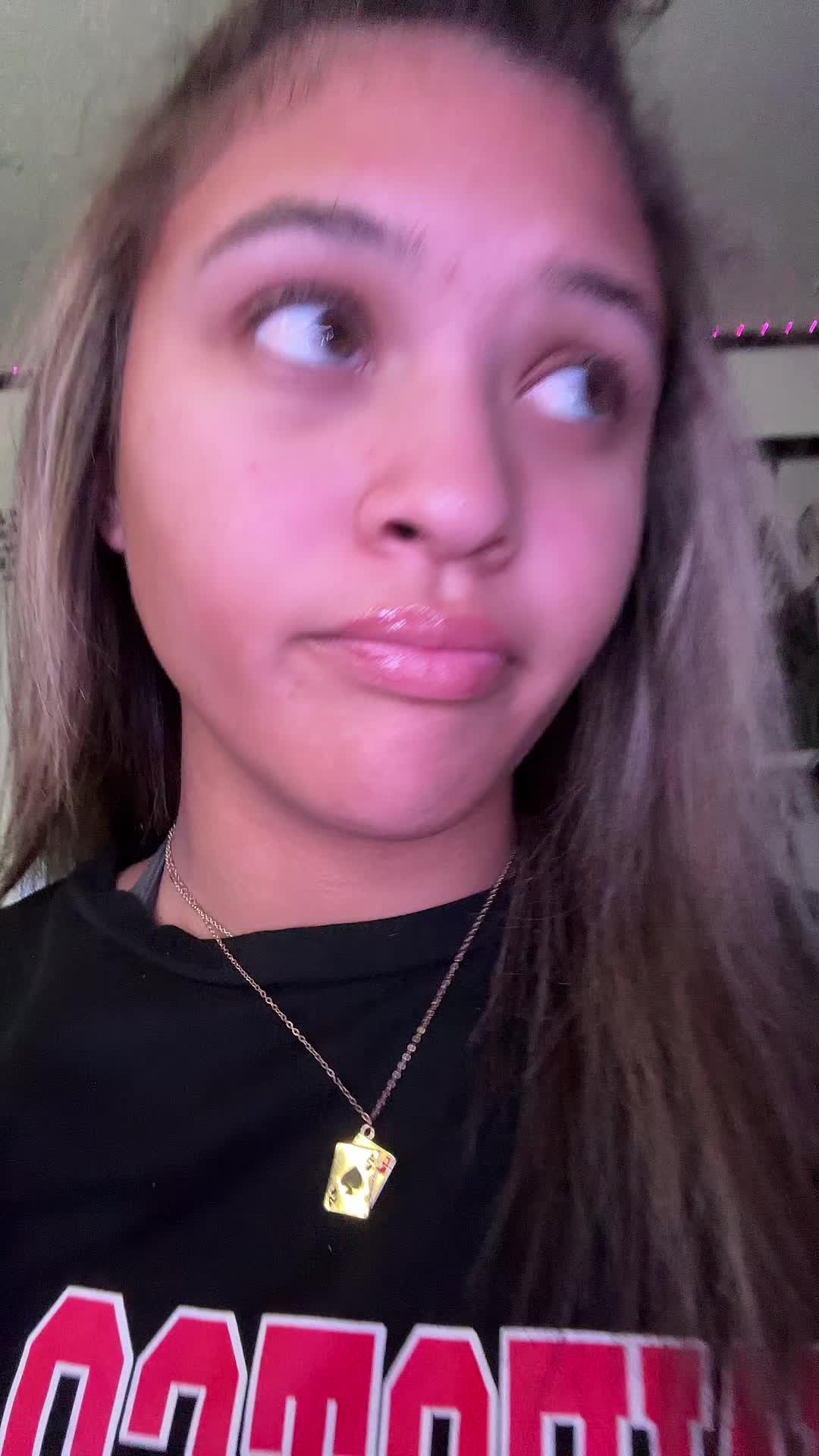 @<3