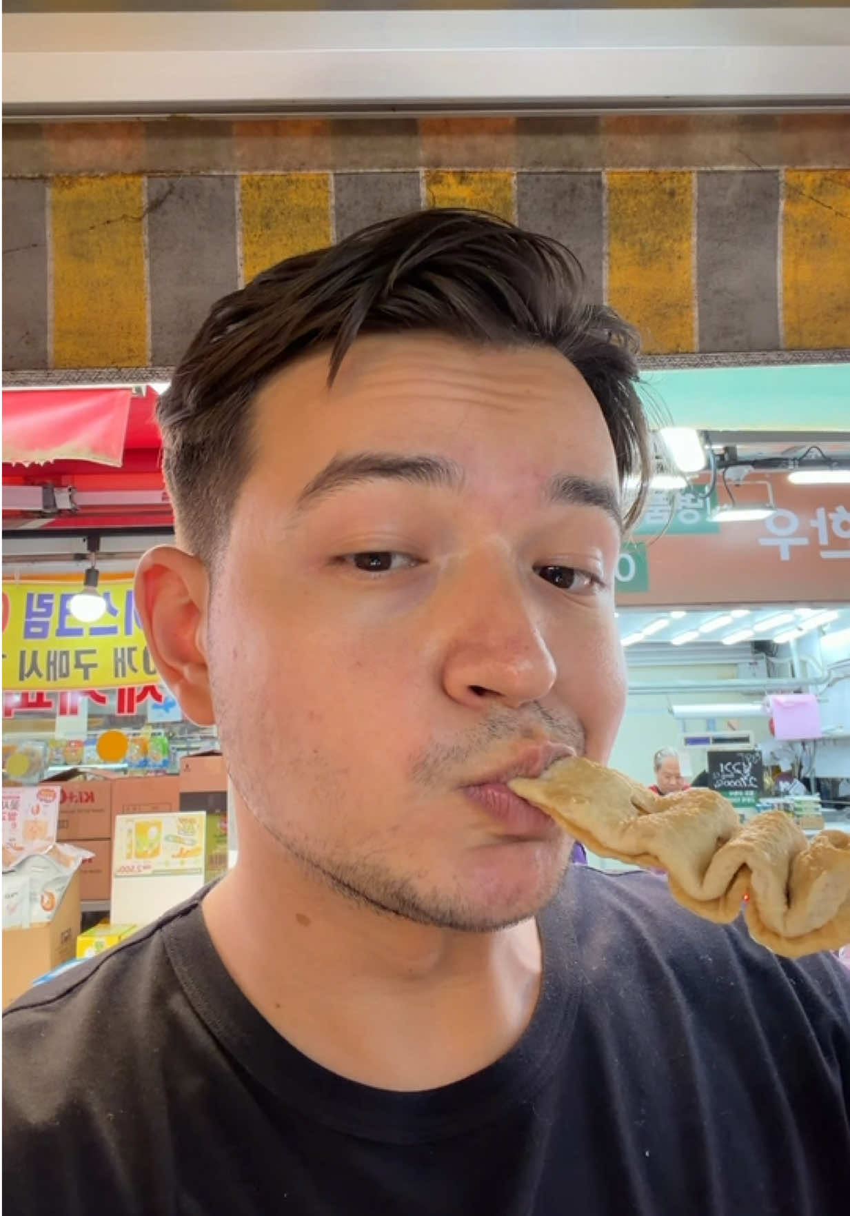 @Dan Has The Munchies