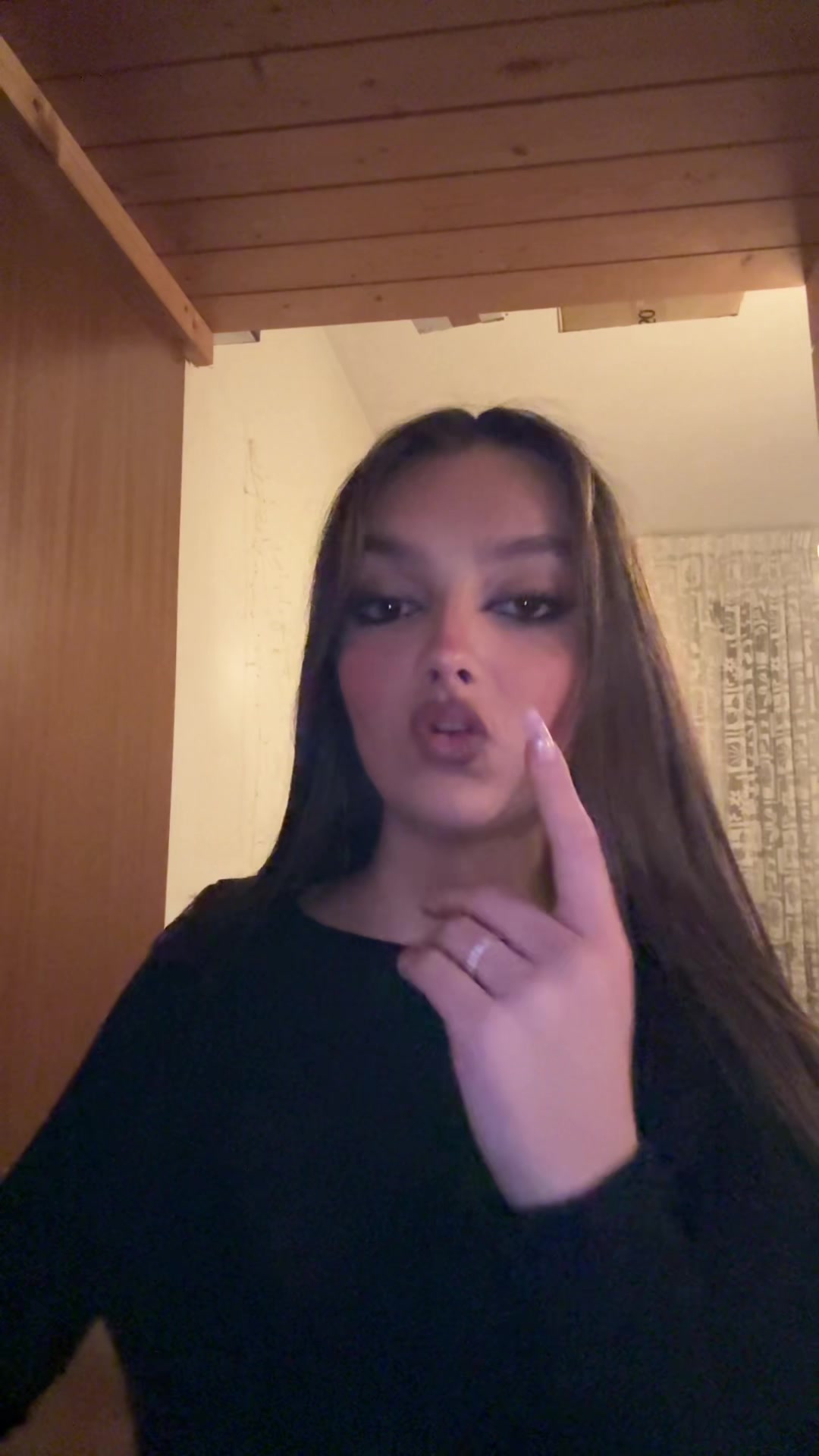 @Nina