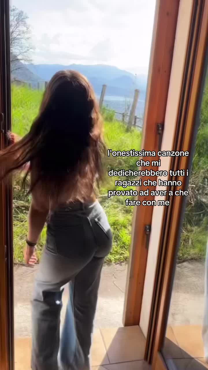 @𝓒𝓱𝓲𝓪𝓻𝓪