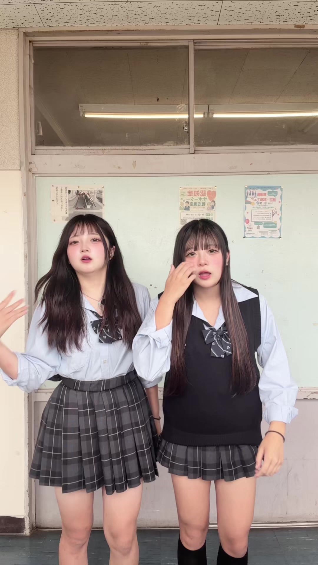 @こな