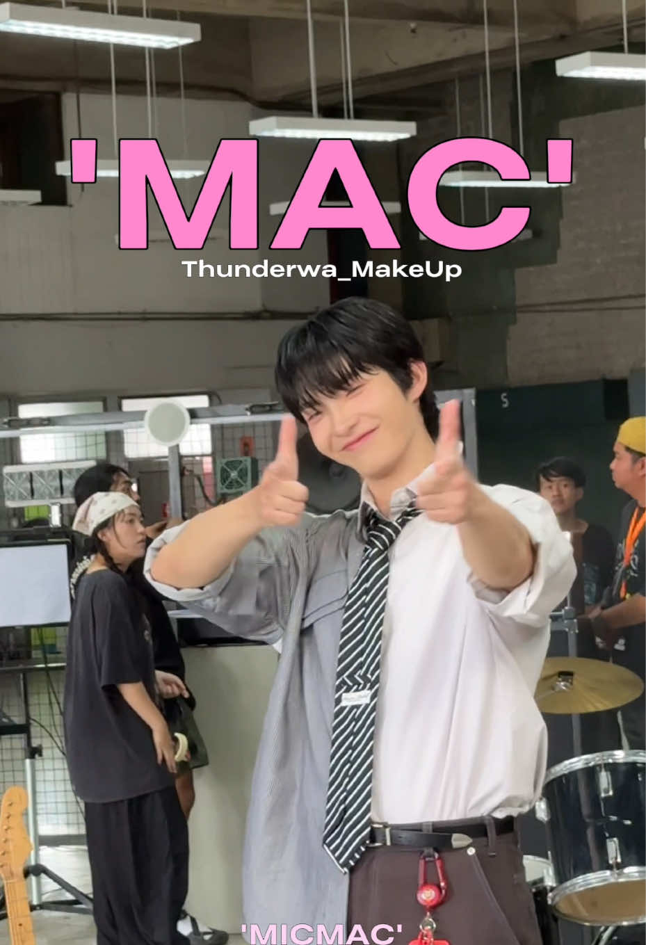@ธันวาที่ชอบแต่งหน้า