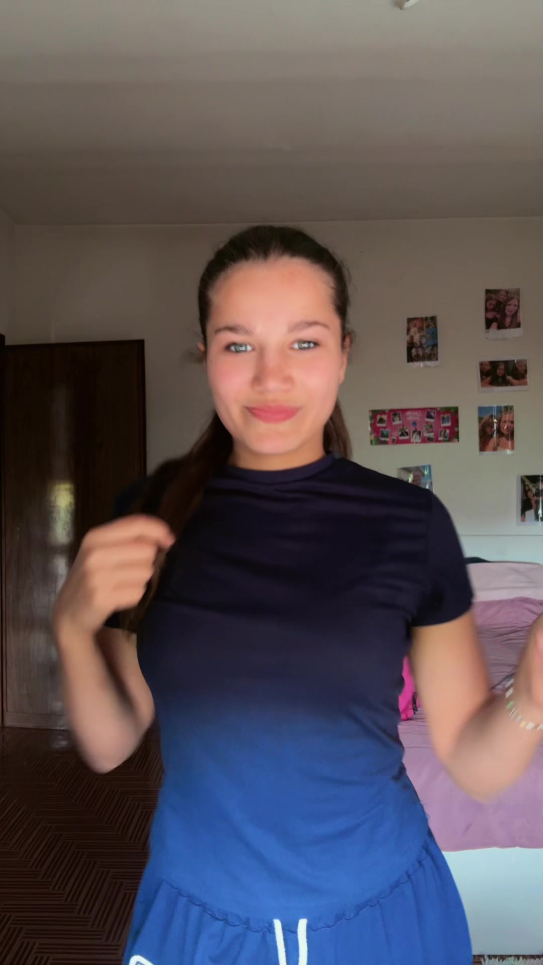 @Isabellaa