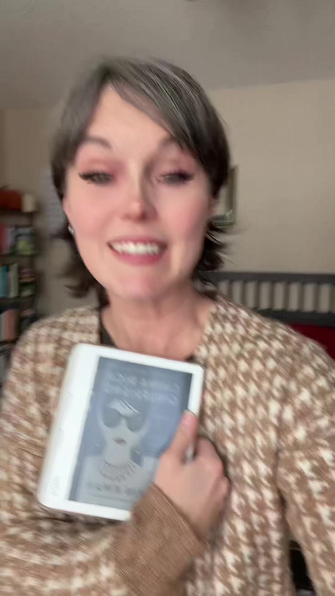@Cozywithteaandbooks🇨🇦